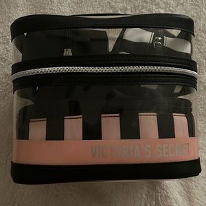 Vs makeup bags in a set